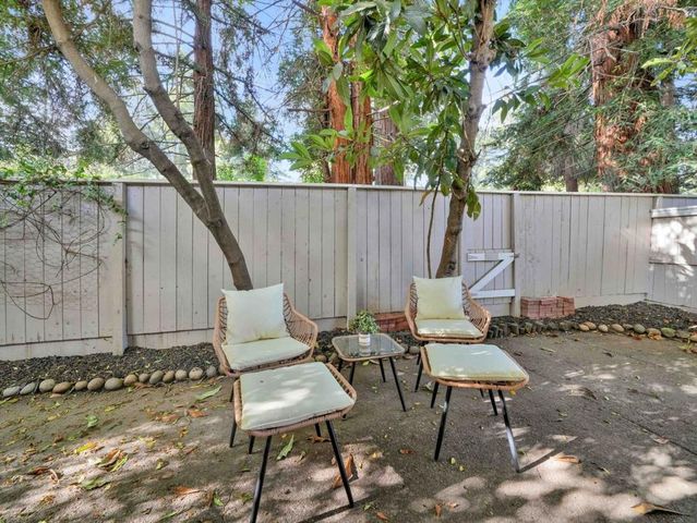 500 W Middlefield Road 170, Mountain View, CA 94043