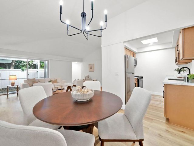 500 W Middlefield Road 170, Mountain View, CA 94043