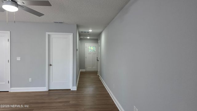 6652 VAN GUNDY Road, Jacksonville, FL 32208