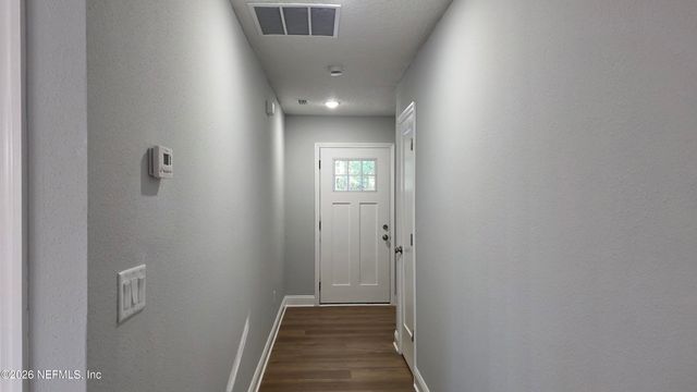 6652 VAN GUNDY Road, Jacksonville, FL 32208