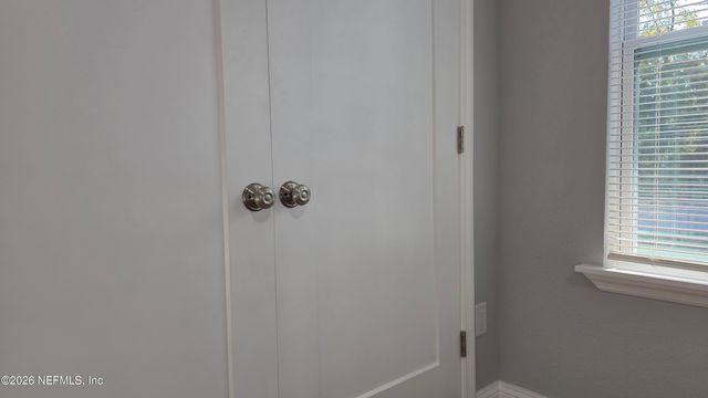 6652 VAN GUNDY Road, Jacksonville, FL 32208
