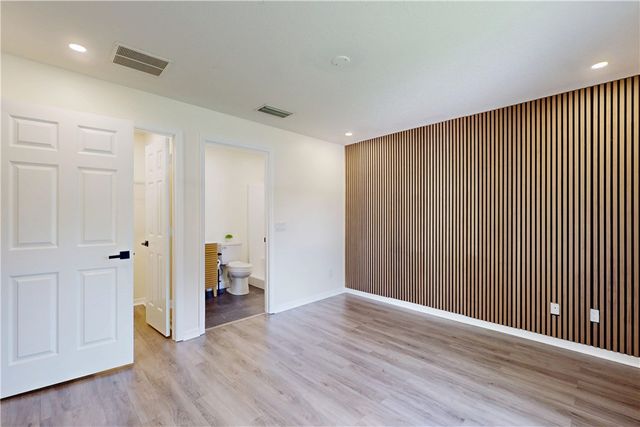 674 30th Avenue SW, Vero Beach, FL 32968