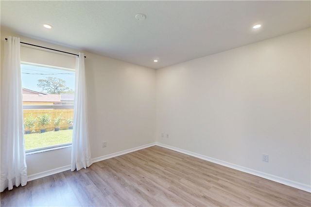 674 30th Avenue SW, Vero Beach, FL 32968