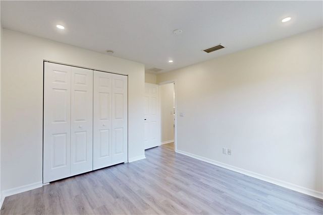 674 30th Avenue SW, Vero Beach, FL 32968