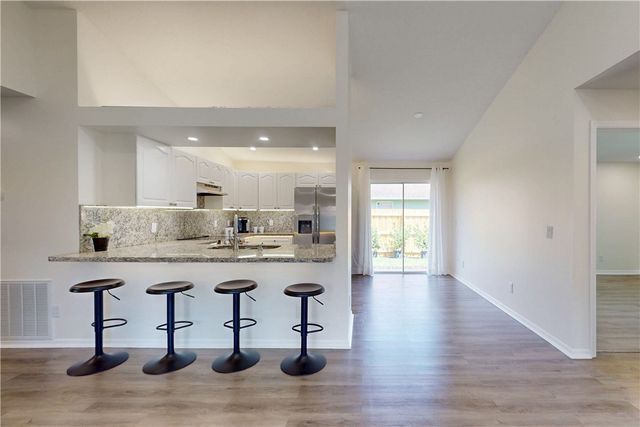 674 30th Avenue SW, Vero Beach, FL 32968