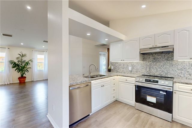 674 30th Avenue SW, Vero Beach, FL 32968