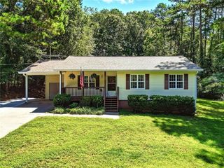 109 Misty Hollow Way, Woodstock, GA 30188