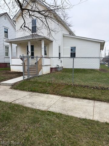 208 S 15th Street, Sebring, OH 44672