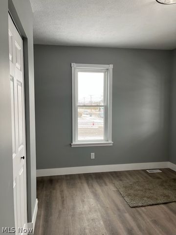 208 S 15th Street, Sebring, OH 44672