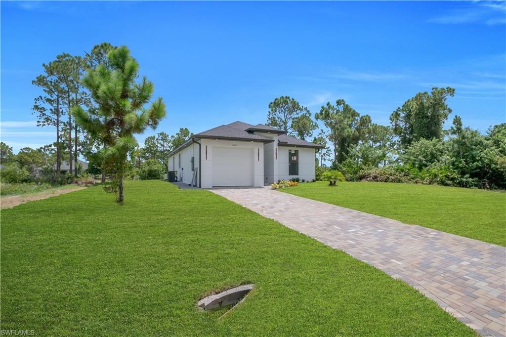 1070 Fayette AVE, LEHIGH ACRES, FL 33974 — photo 2