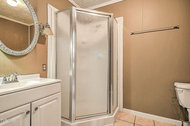 3302 Mayfield Drive, Johnson City, TN 37604