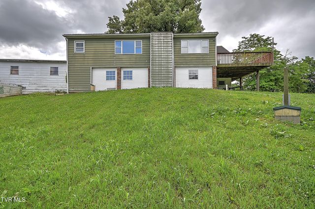 3302 Mayfield Drive, Johnson City, TN 37604