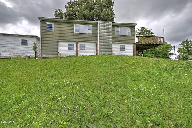 3302 Mayfield Drive, Johnson City, TN 37604