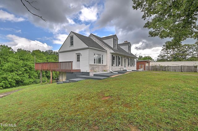 3302 Mayfield Drive, Johnson City, TN 37604