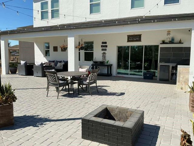 1002 BERRY LEAF COURT, Apopka, FL 32703