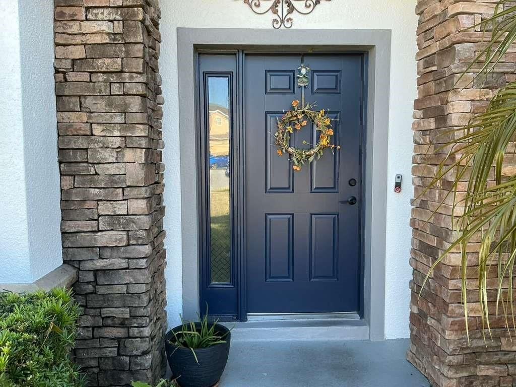 Image 3 of property listing at 1002 BERRY LEAF COURT, Apopka, FL 32703