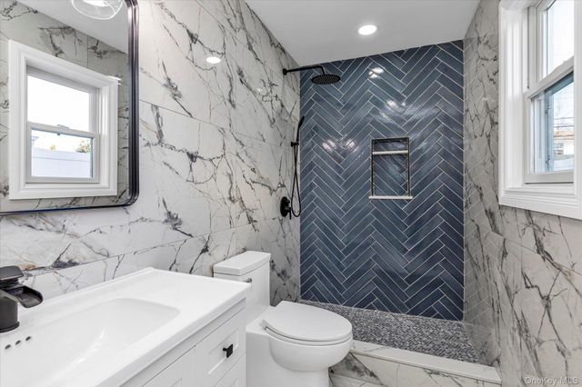 33 Prentice Road, Levittown, NY 11756