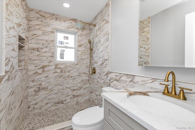 33 Prentice Road, Levittown, NY 11756