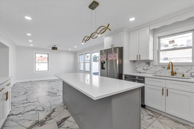 33 Prentice Road, Levittown, NY 11756