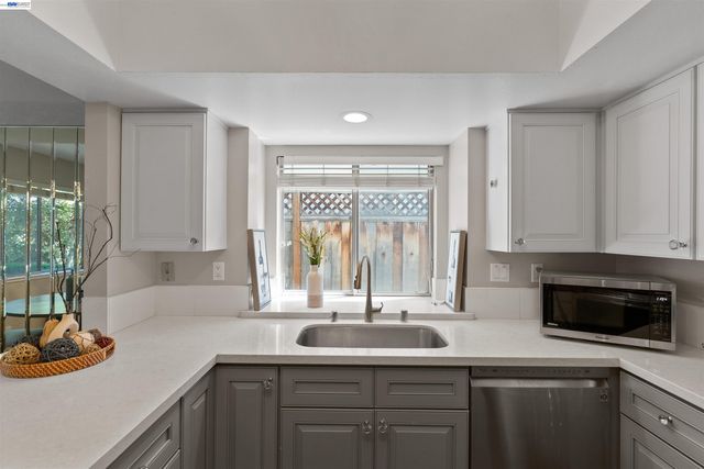6159 Corte Padre, Pleasanton, CA 94566