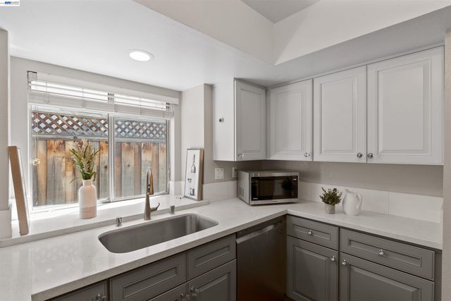 6159 Corte Padre, Pleasanton, CA 94566