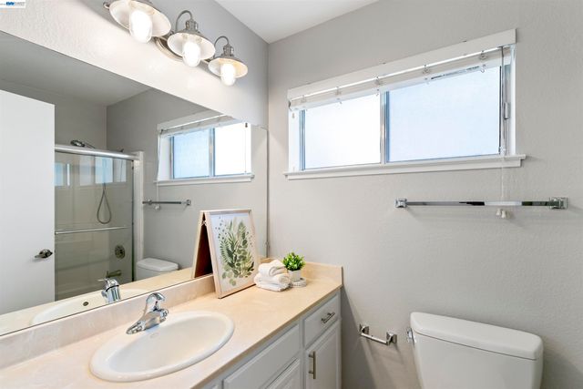 6159 Corte Padre, Pleasanton, CA 94566