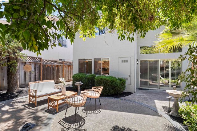 6159 Corte Padre, Pleasanton, CA 94566