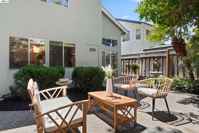 6159 Corte Padre, Pleasanton, CA 94566