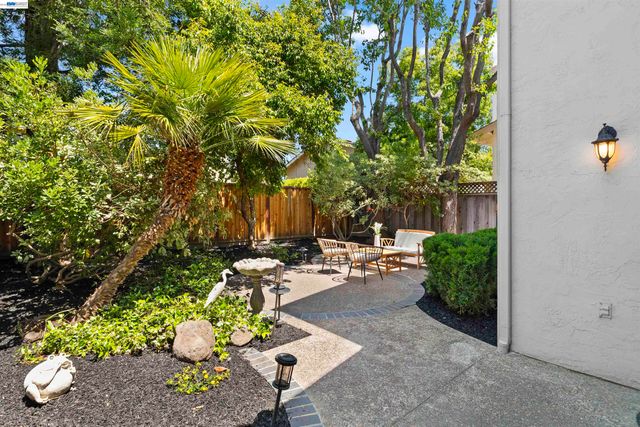 6159 Corte Padre, Pleasanton, CA 94566