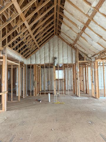8265 Edgewood Court, West Des Moines, IA 50266