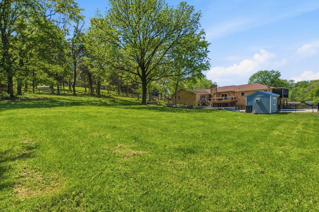 403 Concord Rd, Lebanon, TN 37087