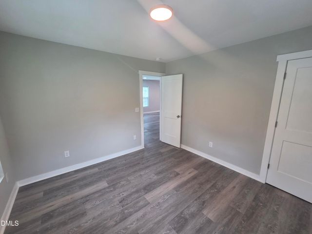523 E Nelson Avenue, Wake Forest, NC 27587