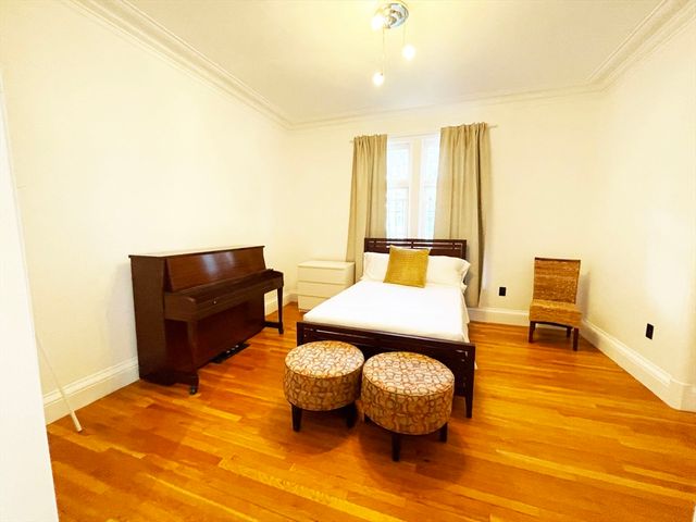 26 Clifford St 1, Boston, MA 02119