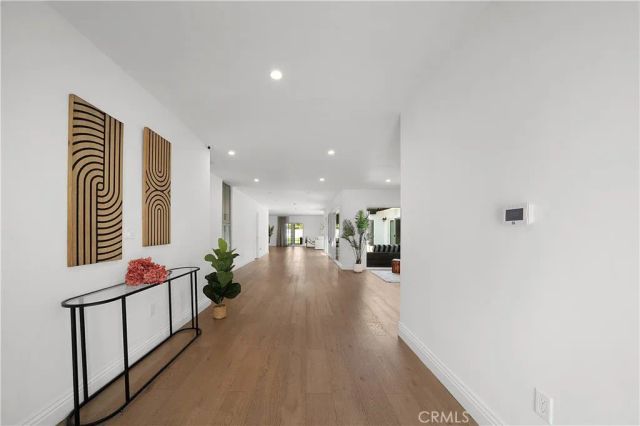 9150 Zelzah Avenue, Northridge, CA 91325