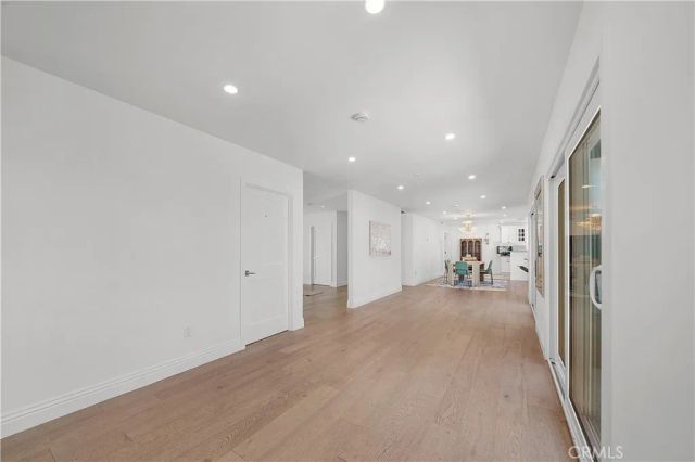 9150 Zelzah Avenue, Northridge, CA 91325
