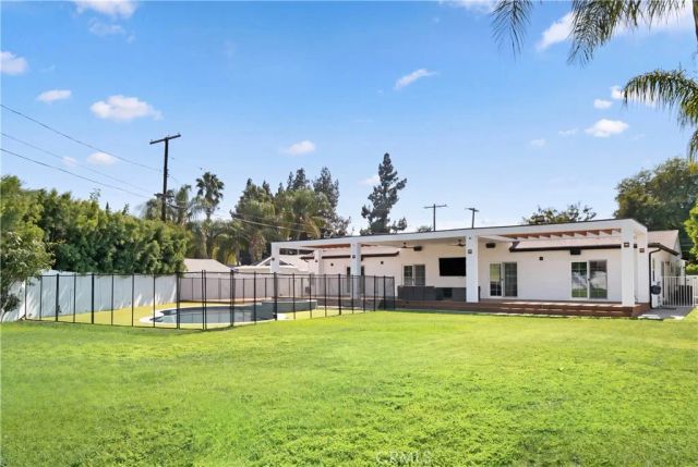 9150 Zelzah Avenue, Northridge, CA 91325