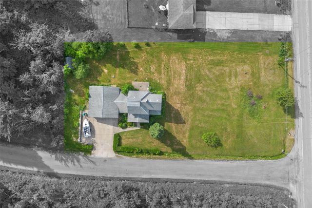 2640 KOSIOREK Drive, Erie, PA 16509