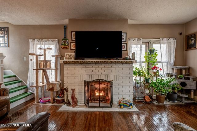 4322 Lowe Road, Toledo, OH 43612