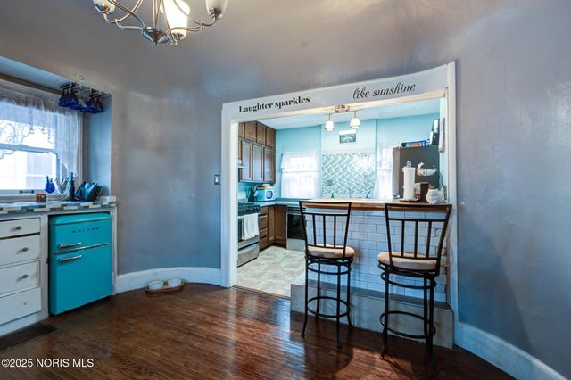 4322 Lowe Road, Toledo, OH 43612