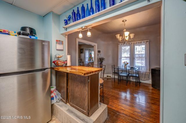 4322 Lowe Road, Toledo, OH 43612