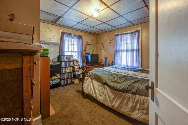 4322 Lowe Road, Toledo, OH 43612