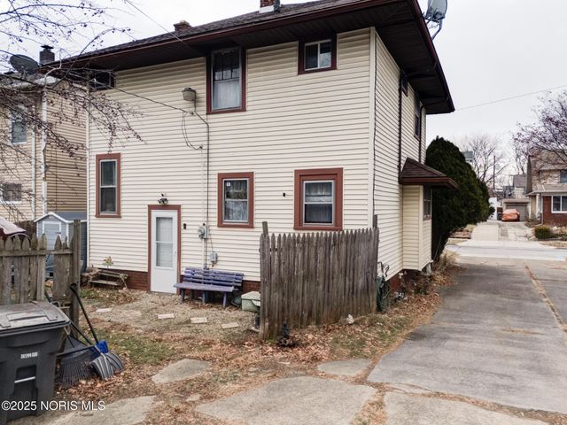 4322 Lowe Road, Toledo, OH 43612