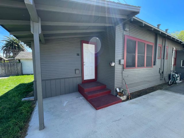512 12th St, Modesto, CA 95354