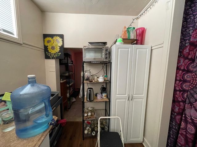 512 12th St, Modesto, CA 95354