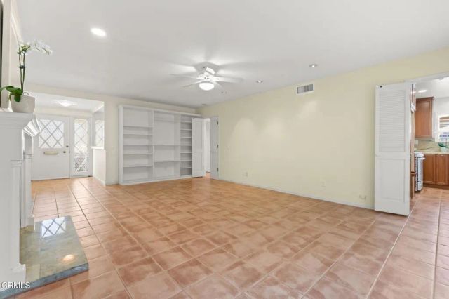 2554 Neptune Place, Port Hueneme, CA 93041