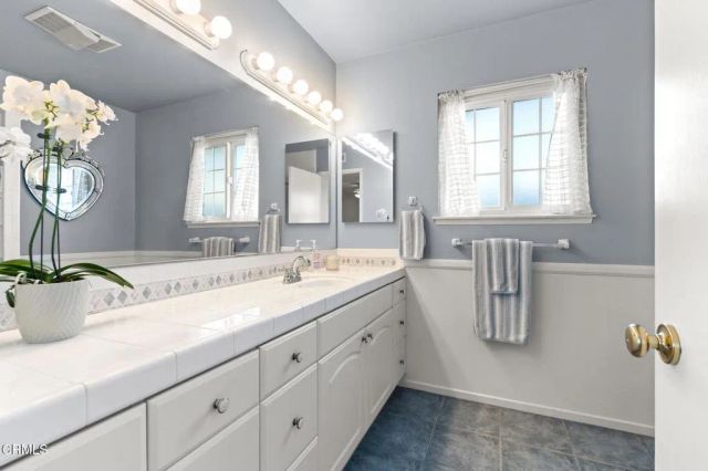 2554 Neptune Place, Port Hueneme, CA 93041