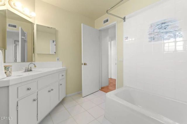 2554 Neptune Place, Port Hueneme, CA 93041