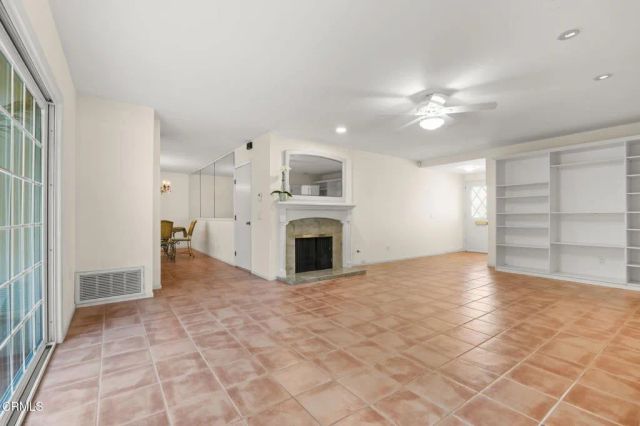 2554 Neptune Place, Port Hueneme, CA 93041