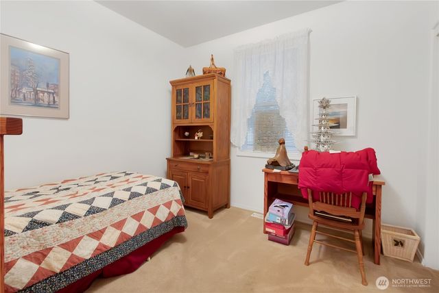 8235 Sweetbrier Loop SE, Olympia, WA 98513