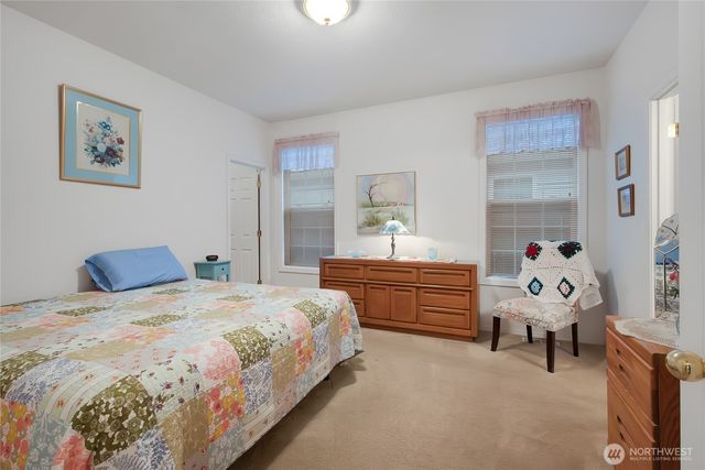 8235 Sweetbrier Loop SE, Olympia, WA 98513